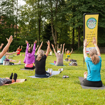 Mehr Informationen zum Thema: 10 Jahre „Bewegt im Park“